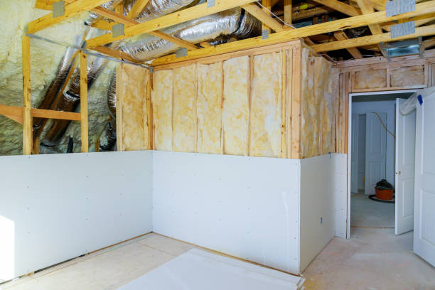 Best Spray Foam Insulation in Lake Camelot, WI